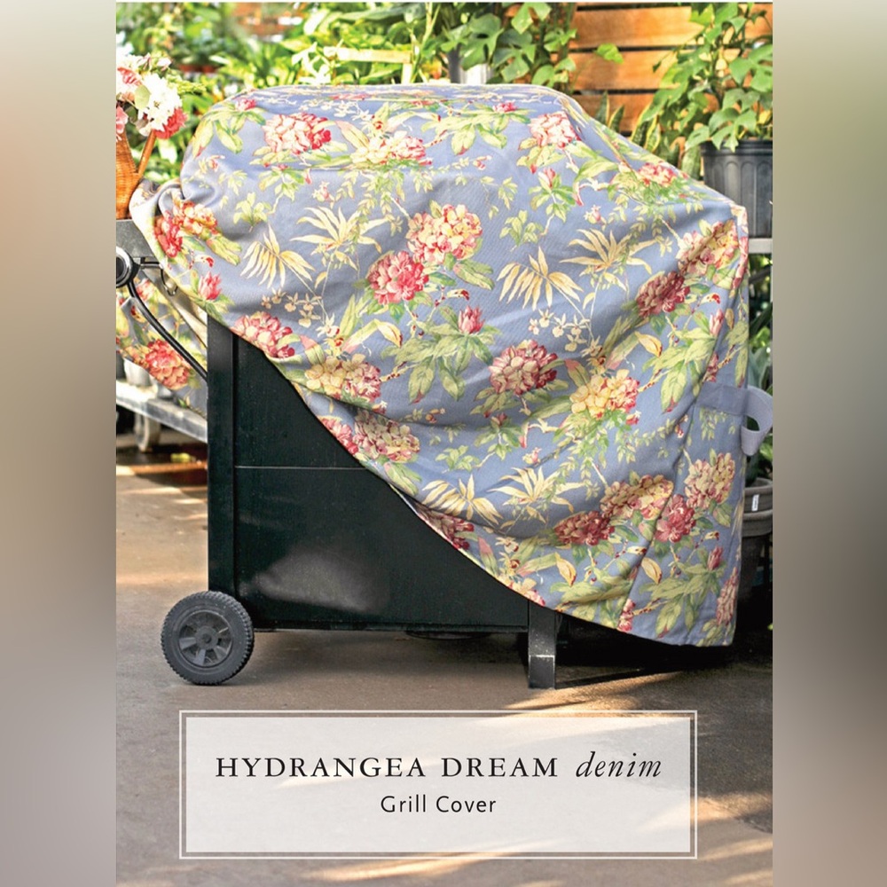 Brand new with tags - April Cornell Hydrangea Dream Outdoor Grill Cover